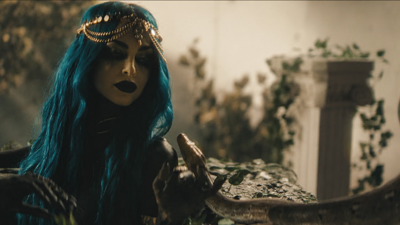 Stitched Up Heart Release New Single + Album "MEDUSA"