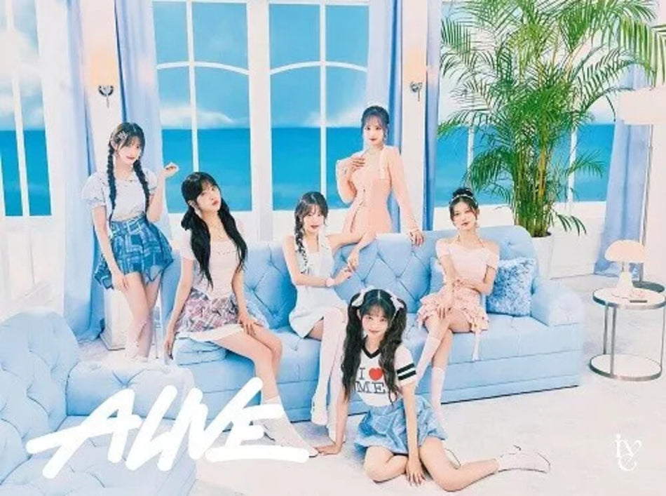 the album cover for IVE - Alive - Version A (Wbr) (Jpn)