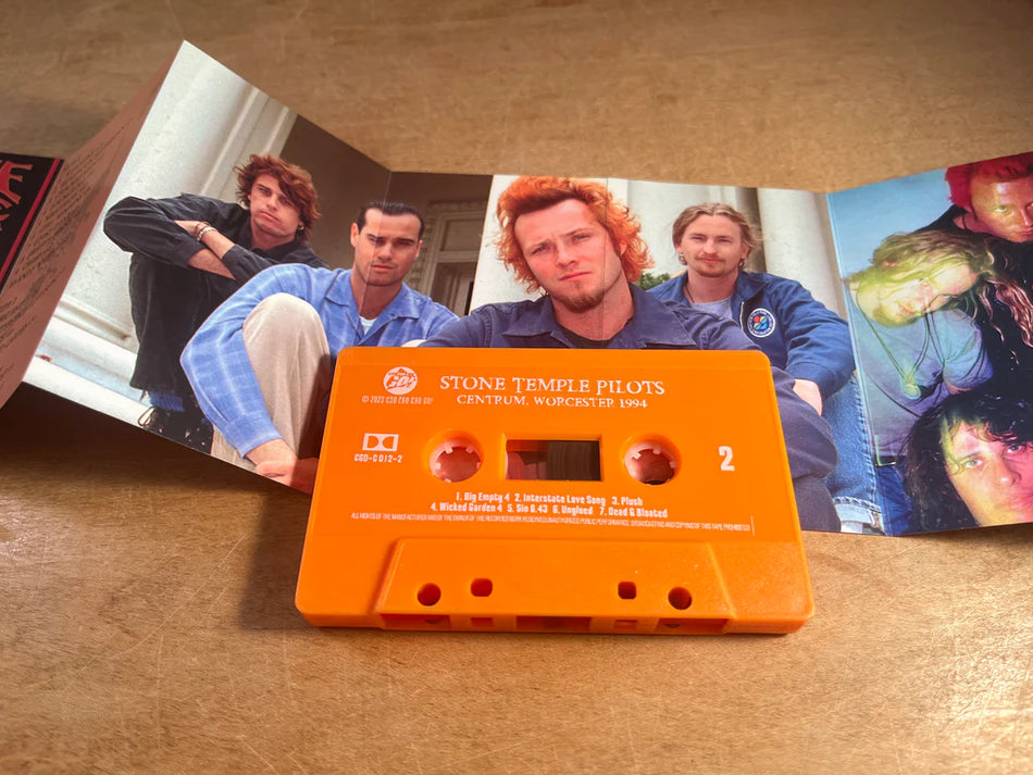 STONE TEMPLE PILOTS- WORCESTER MA 1994 (CASS)