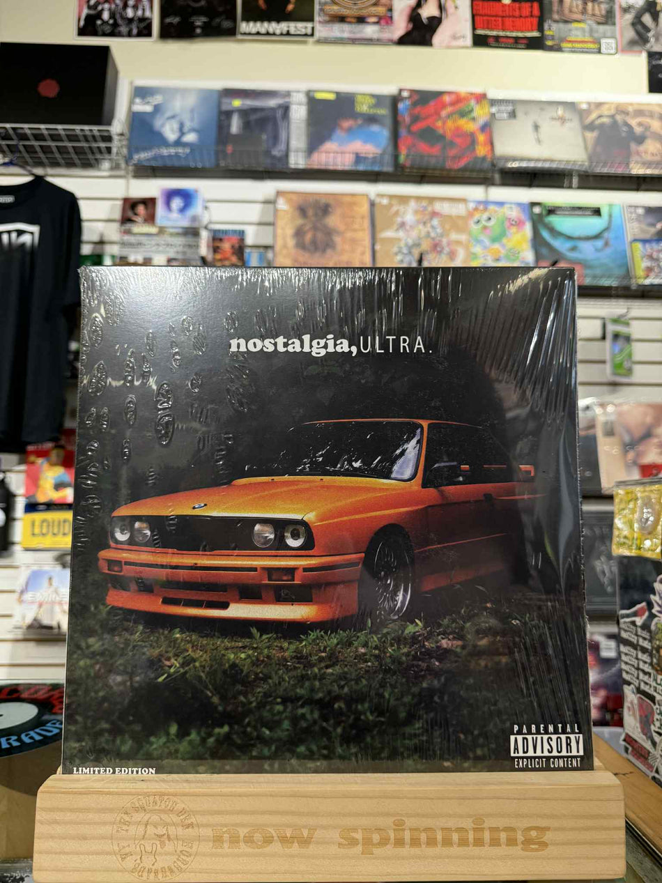 FRANK OCEAN - NOSTALGIA, ULTRA